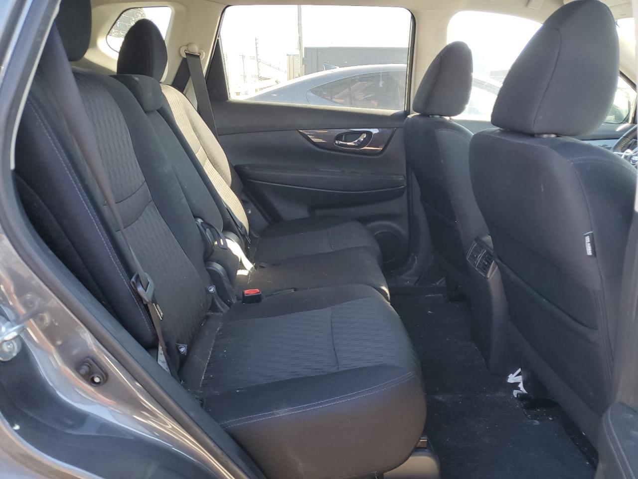 2019 Nissan Rogue - Image 11