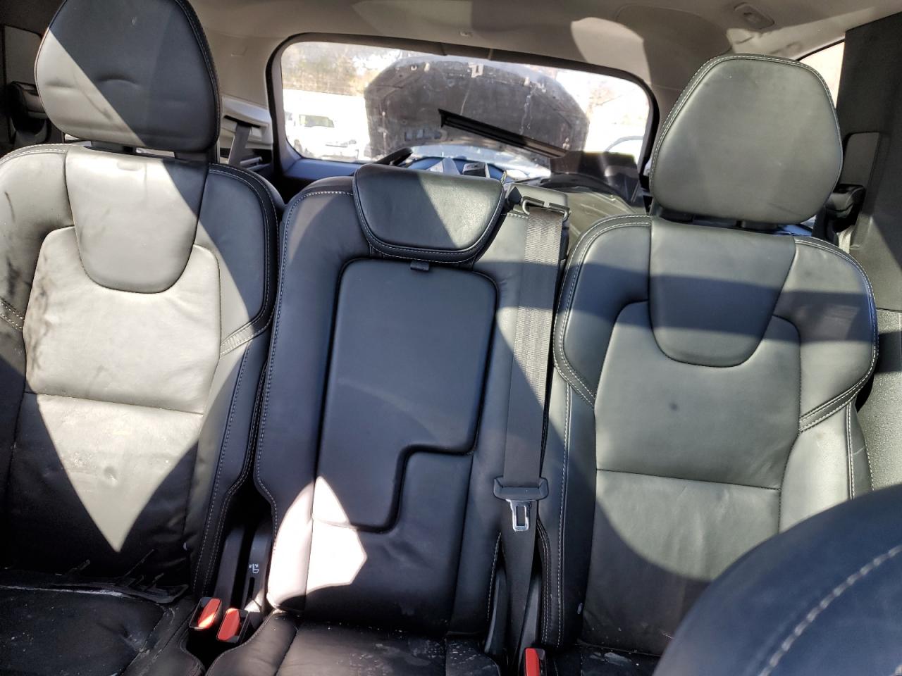 2021 Volvo XC90 - Image 10