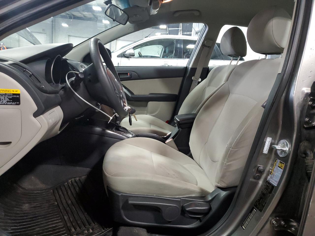 2012 Kia Forte - Image 7