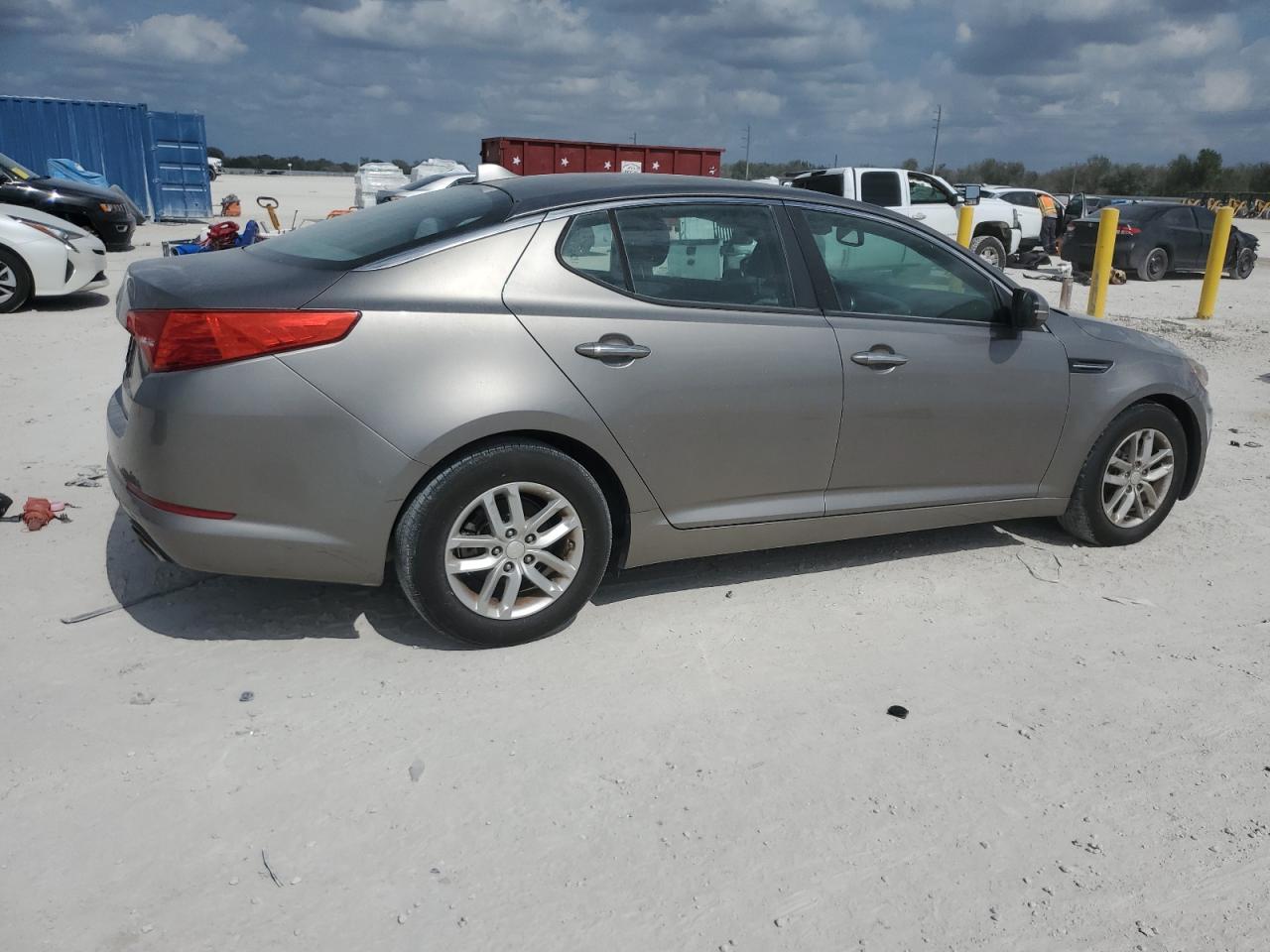 2013 Kia Optima - Image 3
