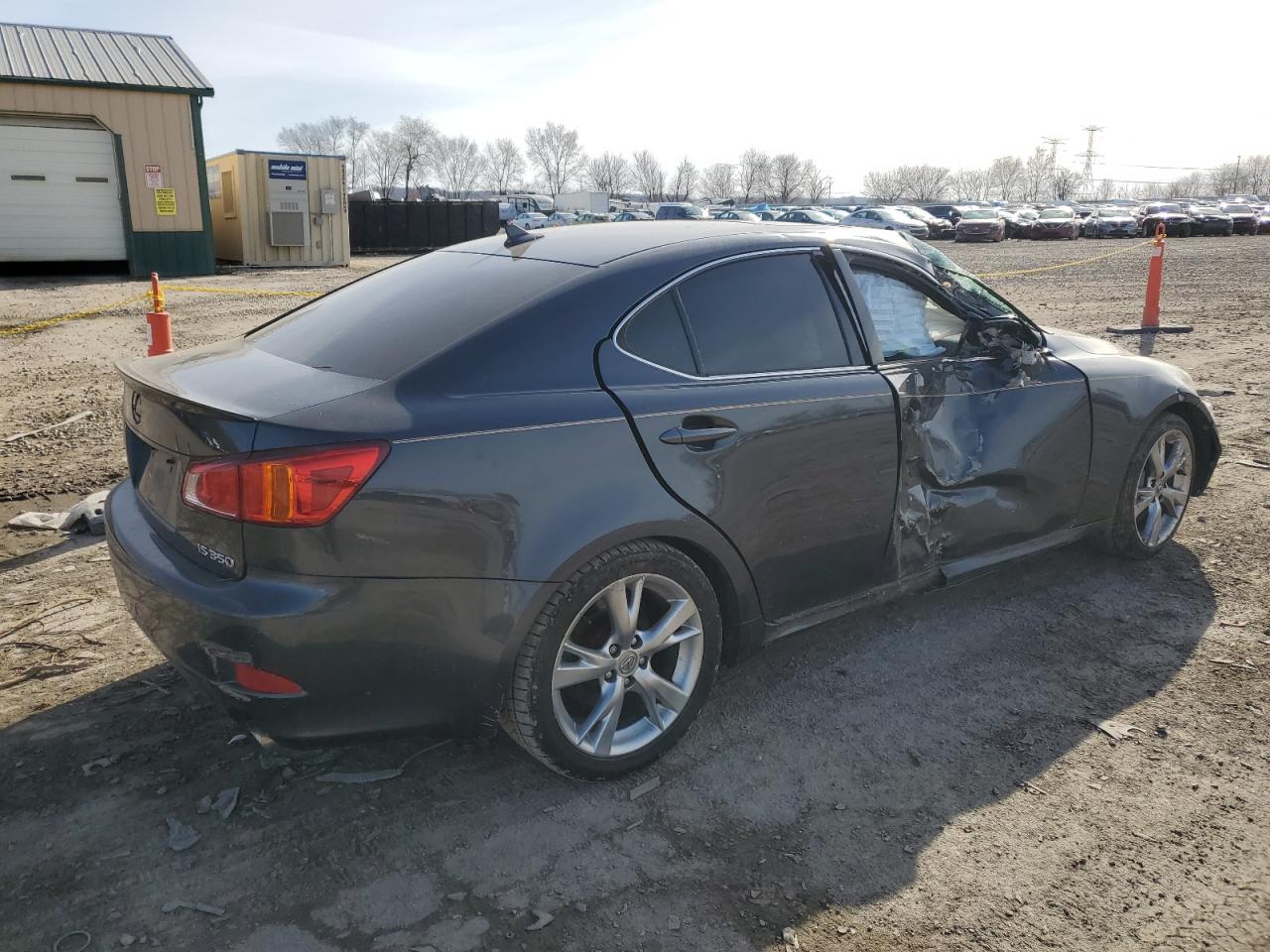 2010 Lexus IS - Image 3