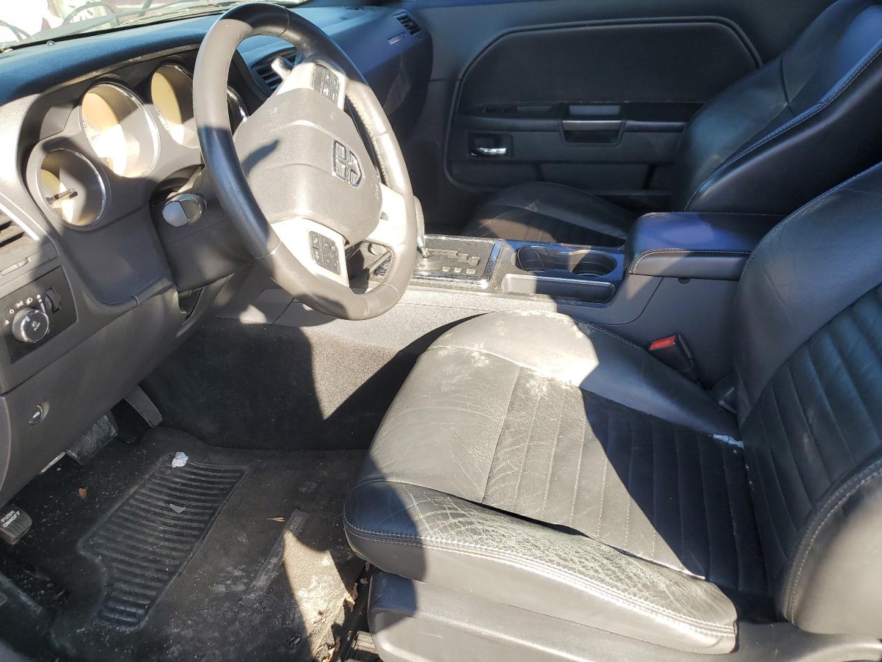 2013 Dodge Challenger - Image 7