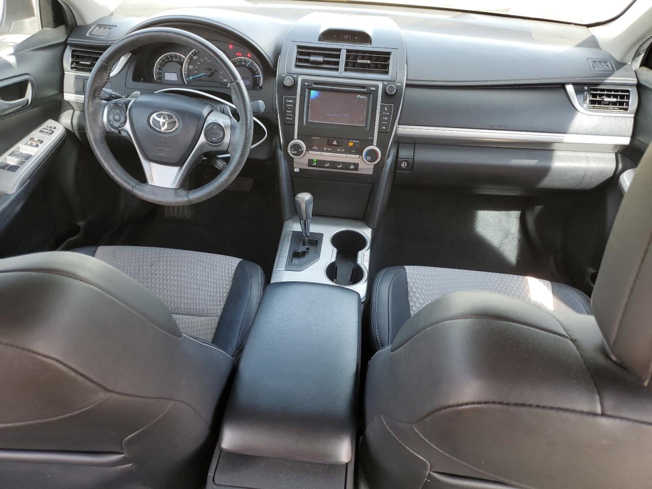 2012 Toyota Camry - Image 8