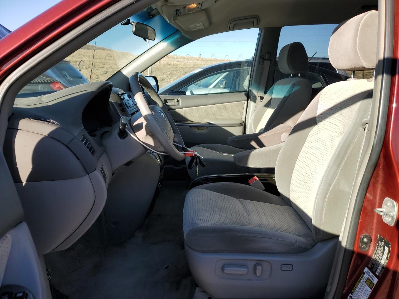 2008 Toyota Sienna - Image 7