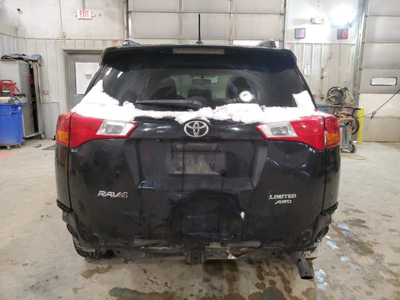 2014 Toyota RAV 4 - Image 6