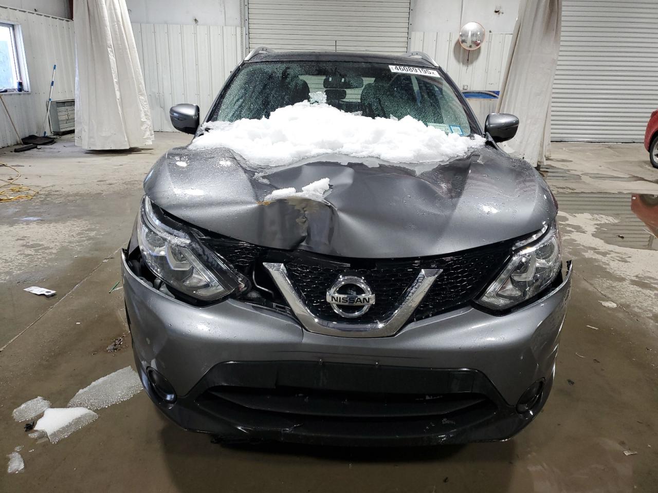 2017 Nissan Rogue - Image 5