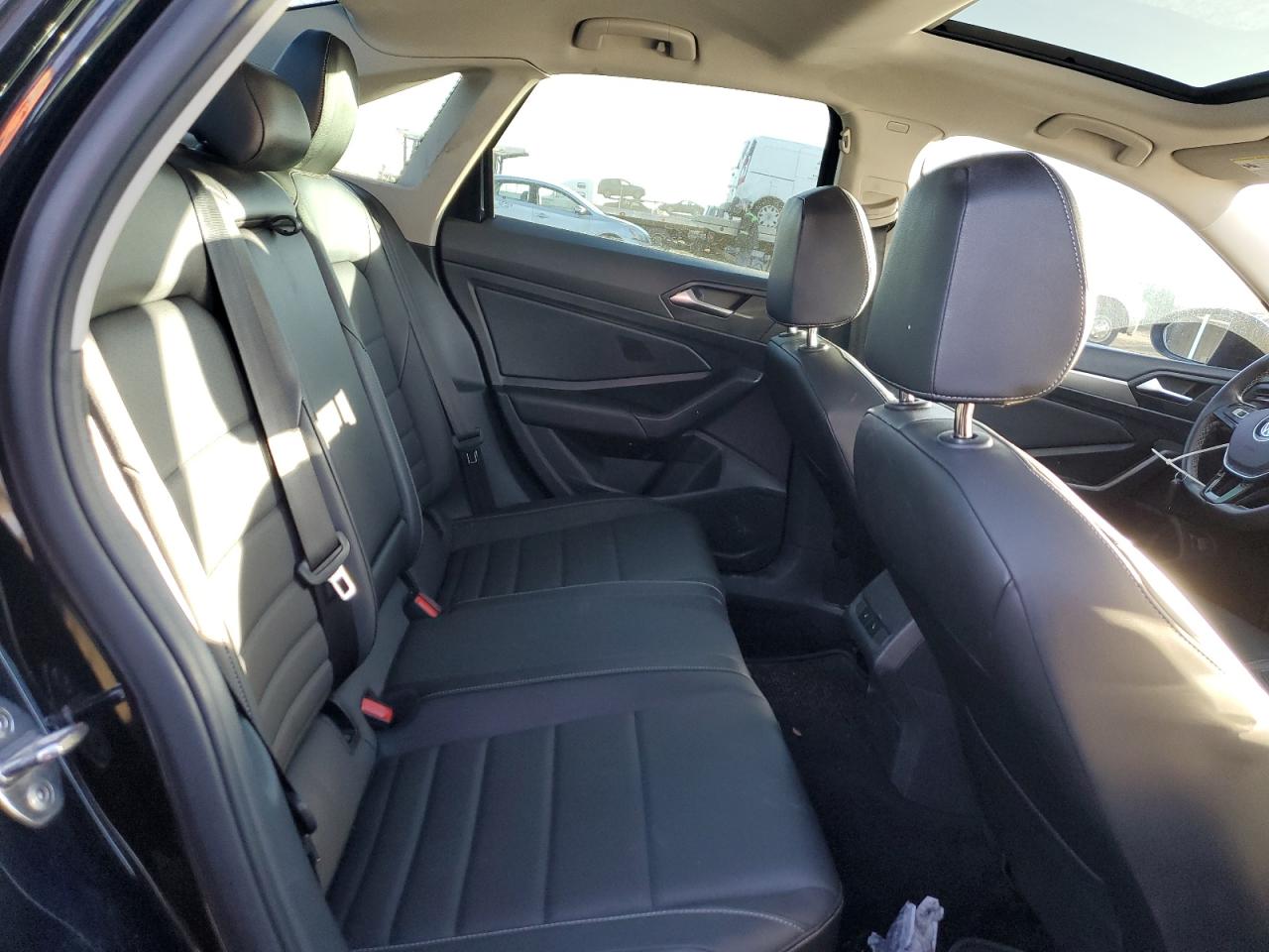 2021 Volkswagen Jetta - Image 10