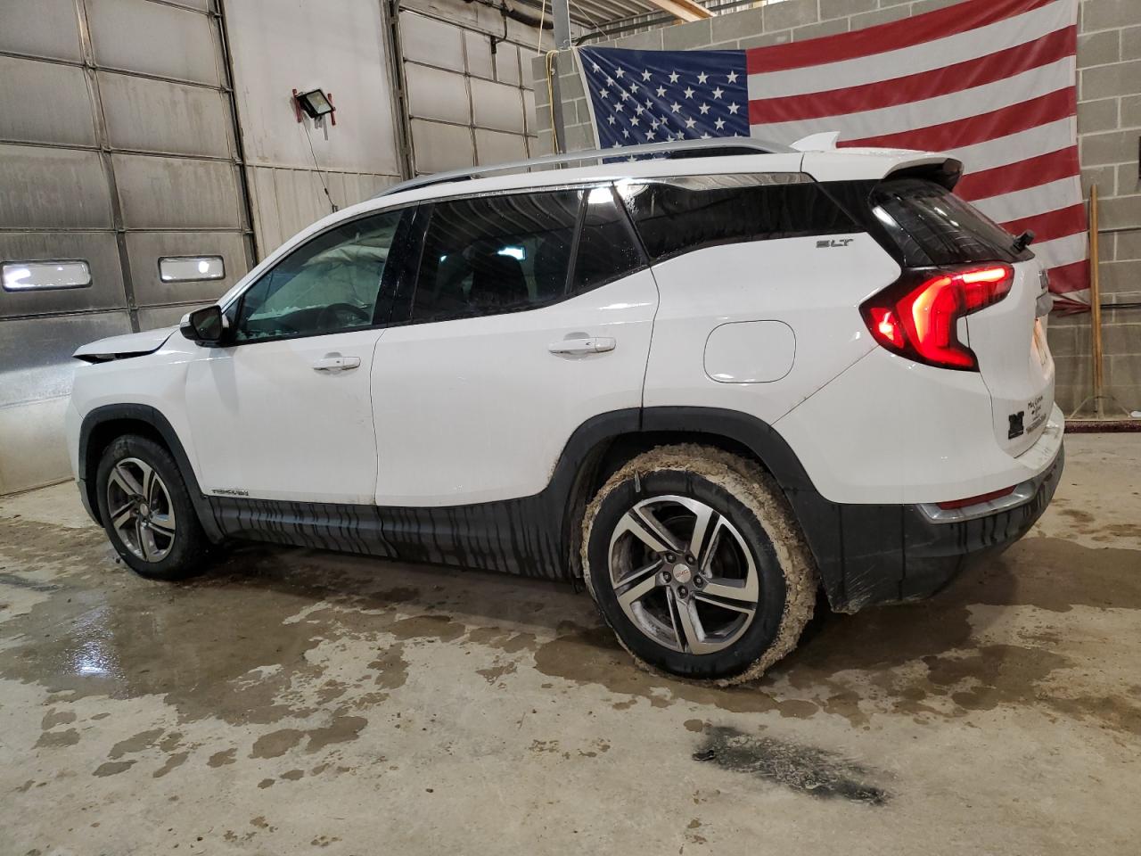 2018 GMC Terrain - Image 2
