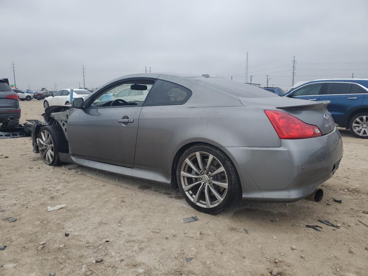 2010 Infiniti G - Image 2