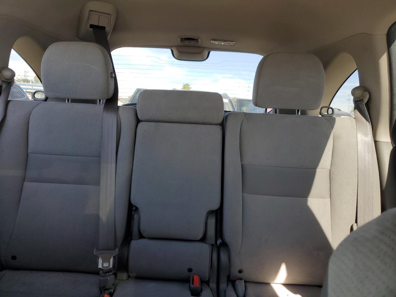 2011 Honda CR-V - Image 10