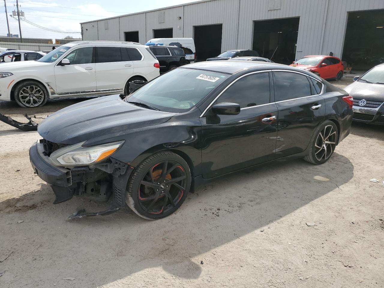 2017 Nissan Altima - Image 1