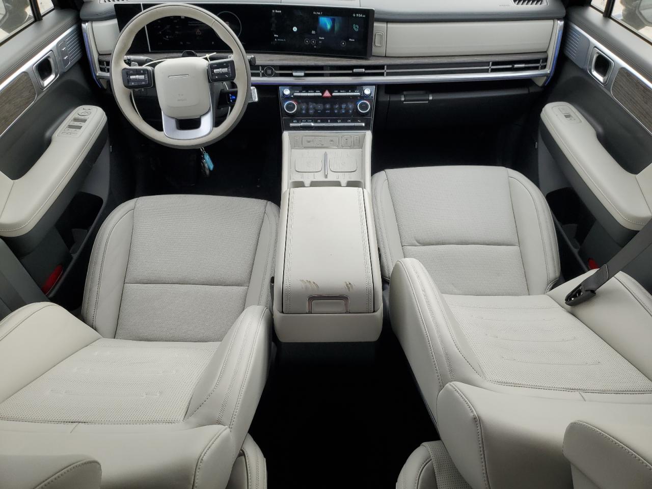 2024 Hyundai Santa Fe - Image 8