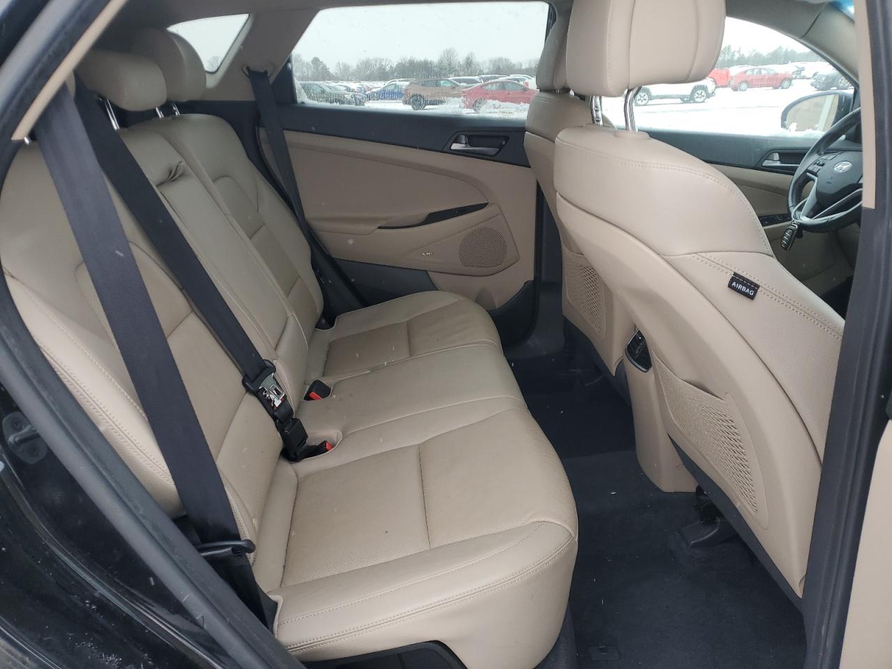 2017 Hyundai Tucson - Image 11