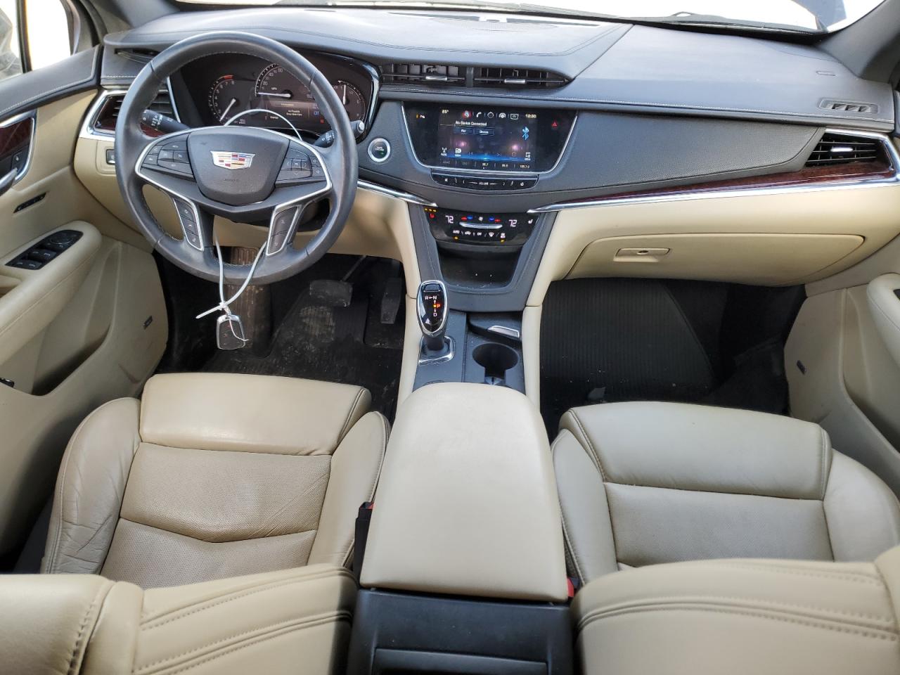 2017 Cadillac XT5 - Image 8
