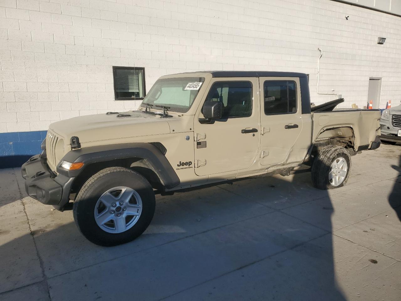2020 Jeep Gladiator - Image 1