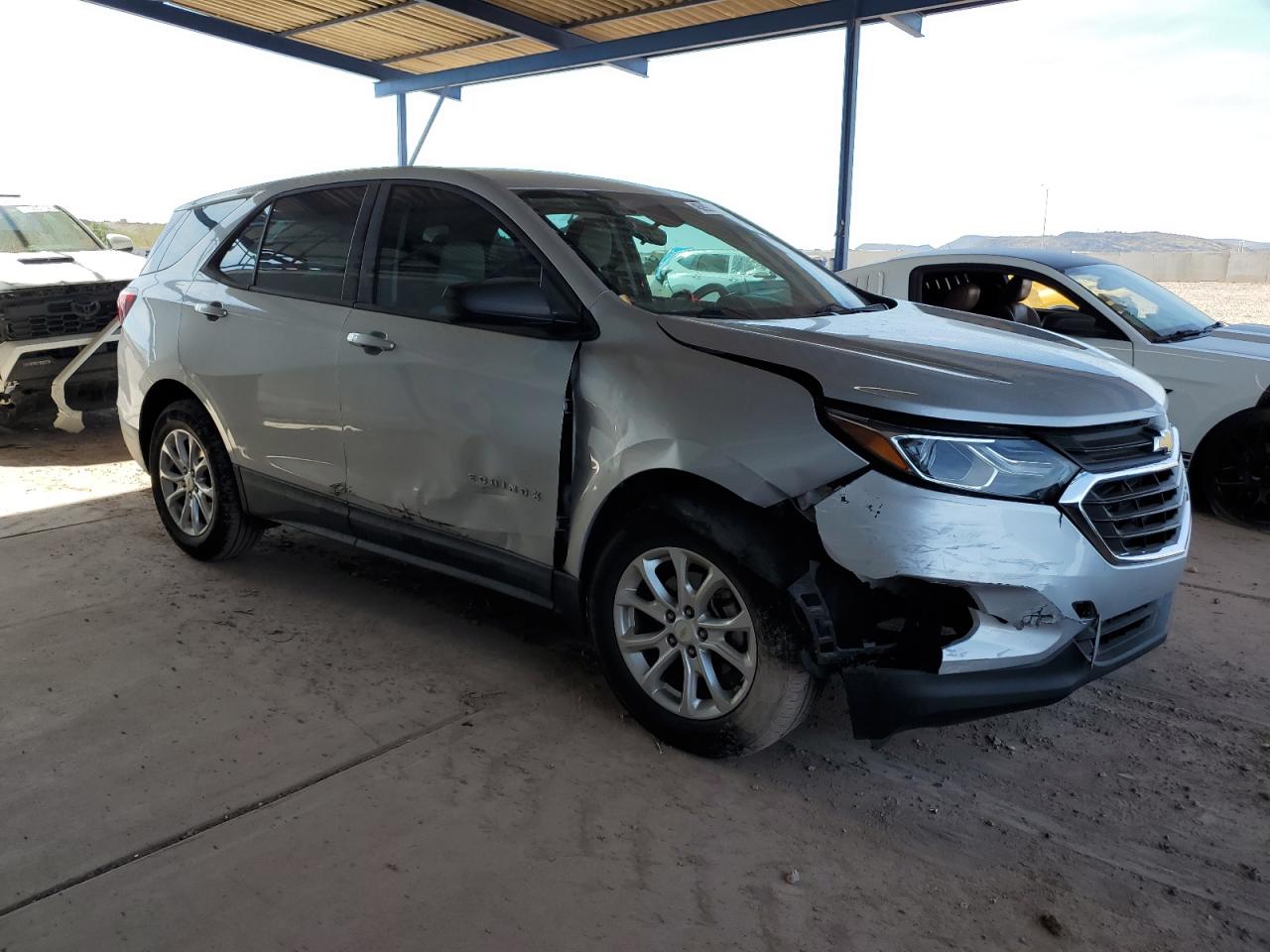 2018 Chevrolet Equinox - Image 4