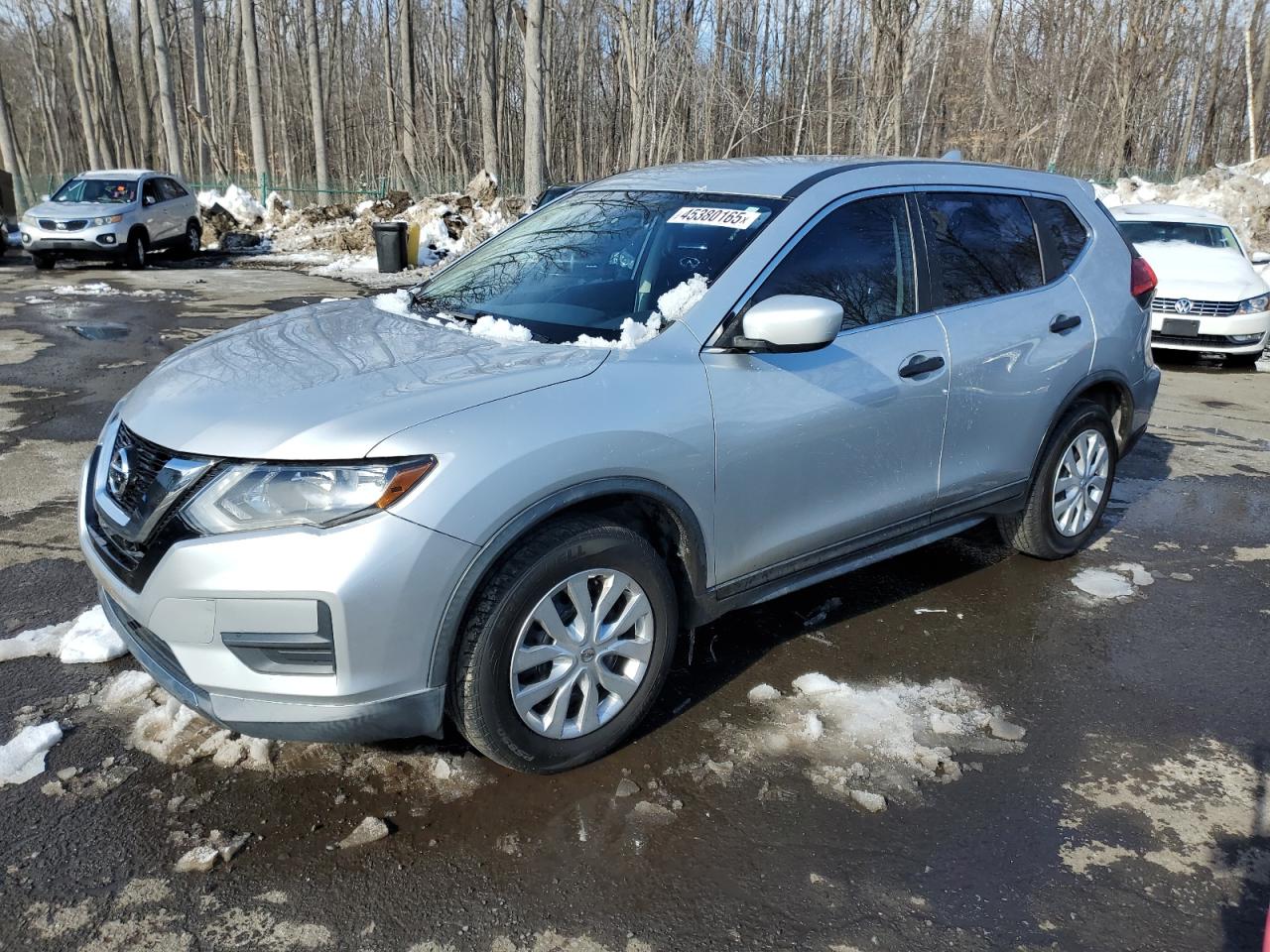 2017 Nissan Rogue - Image 1