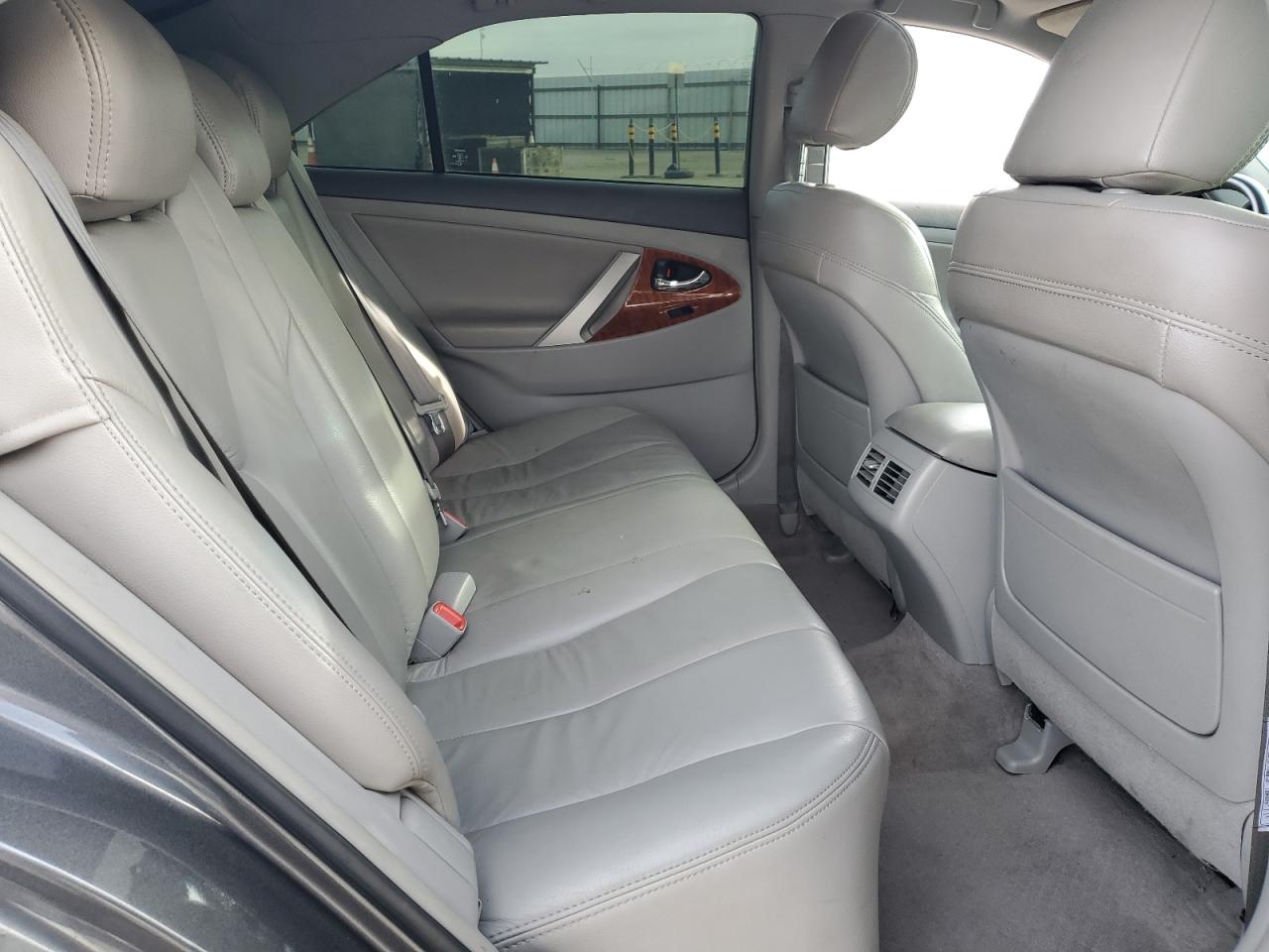 2008 Toyota Camry - Image 10