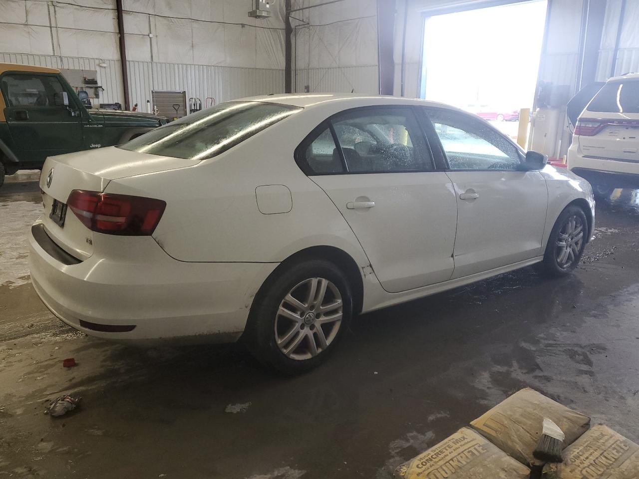 2018 Volkswagen Jetta - Image 3