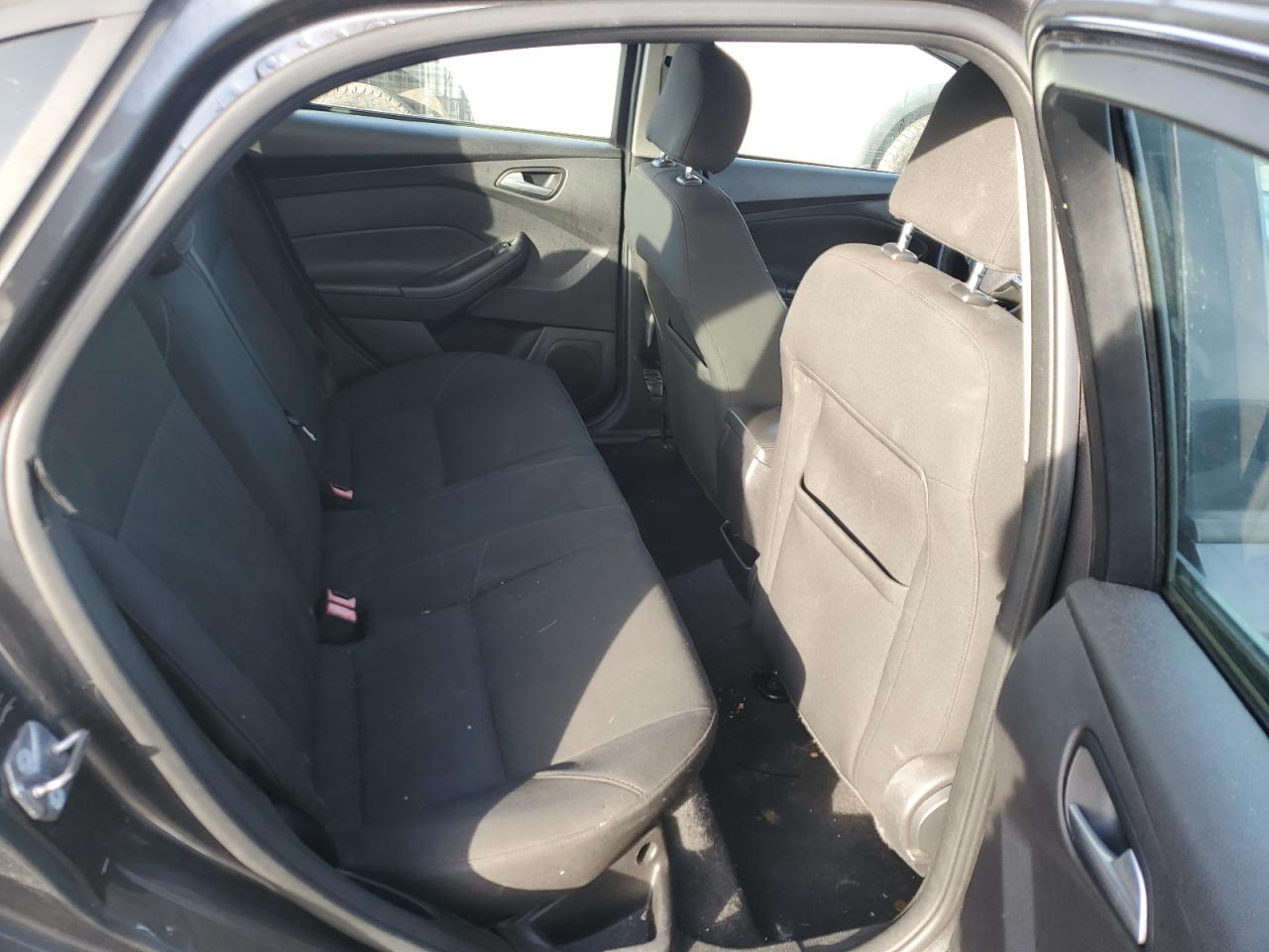 2015 Ford Focus - Image 10