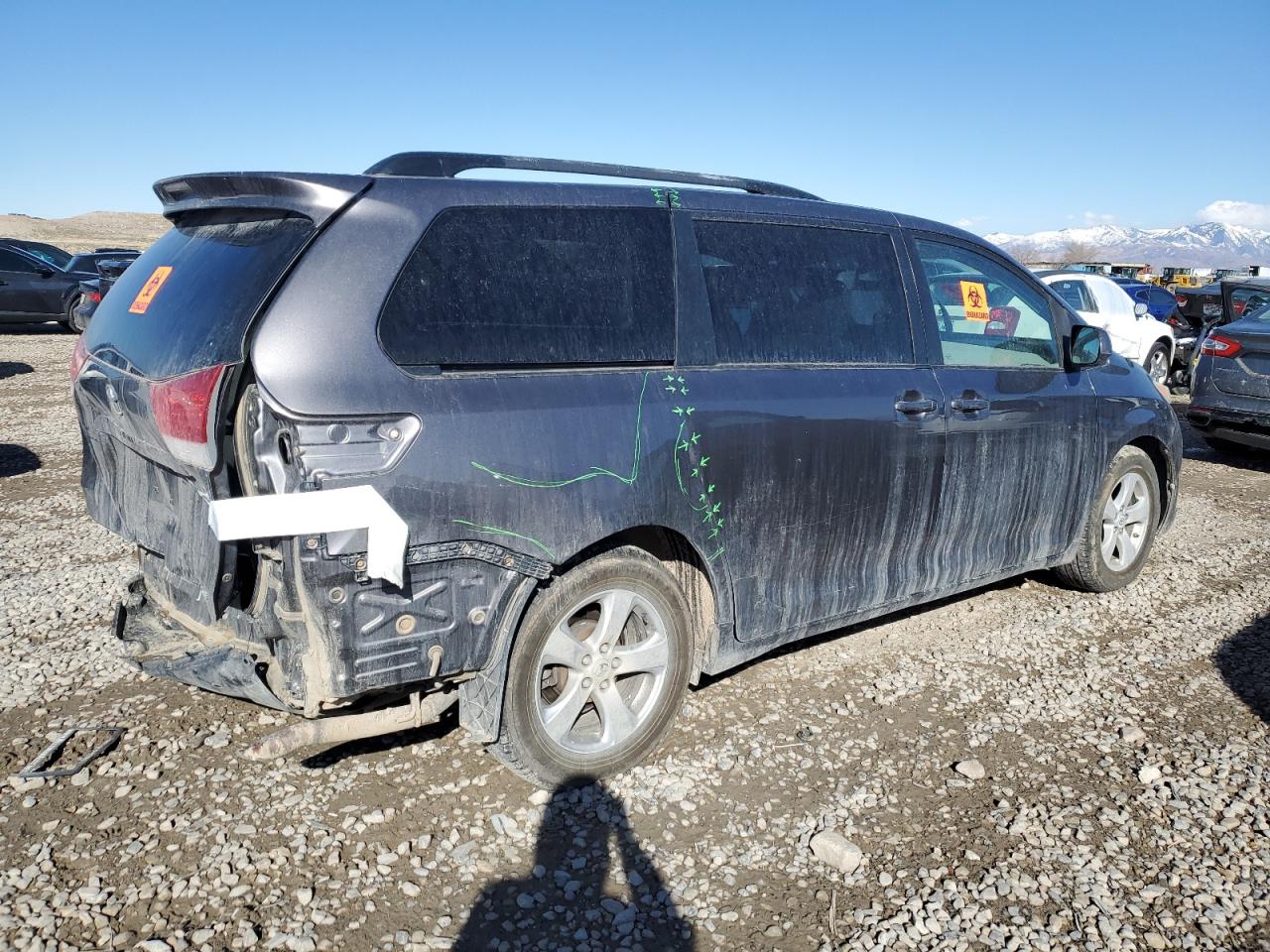 2011 Toyota Sienna - Image 3