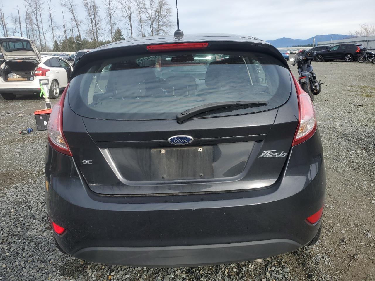 2014 Ford Fiesta - Image 6