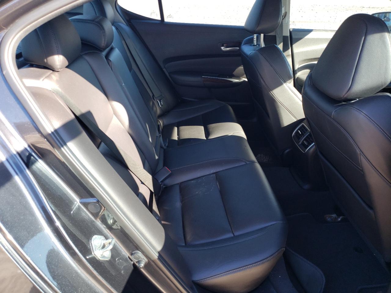 2016 Acura TLX - Image 10