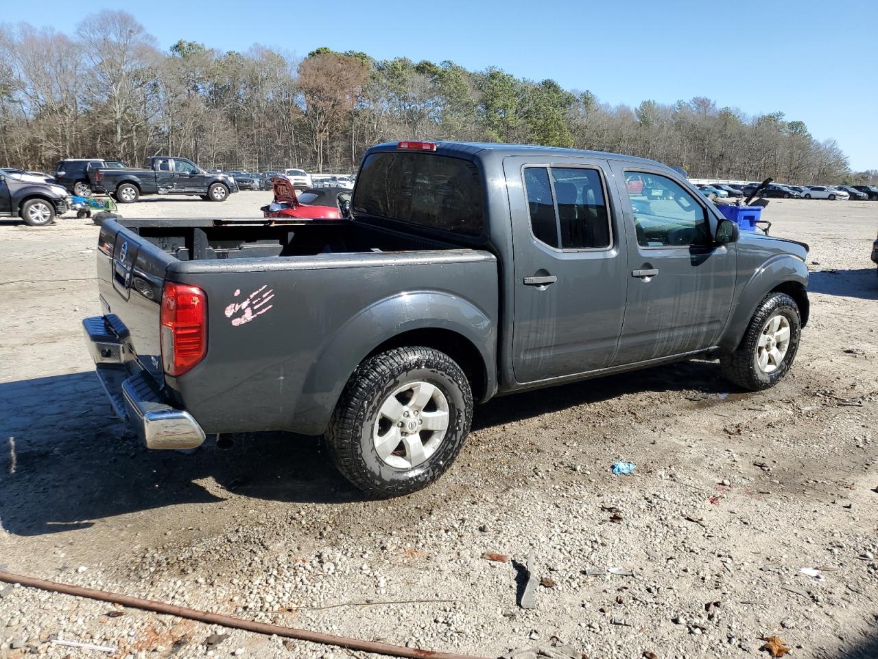 2012 Nissan Navara (Frontier) - Image 3