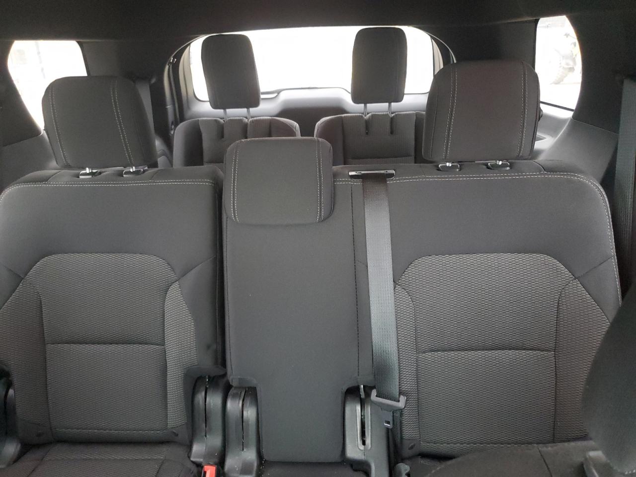 2018 Ford Explorer - Image 10