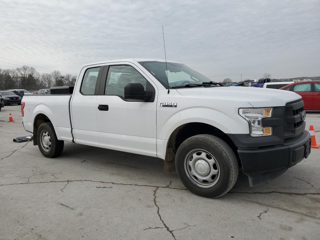 2017 Ford F-150 - Image 4