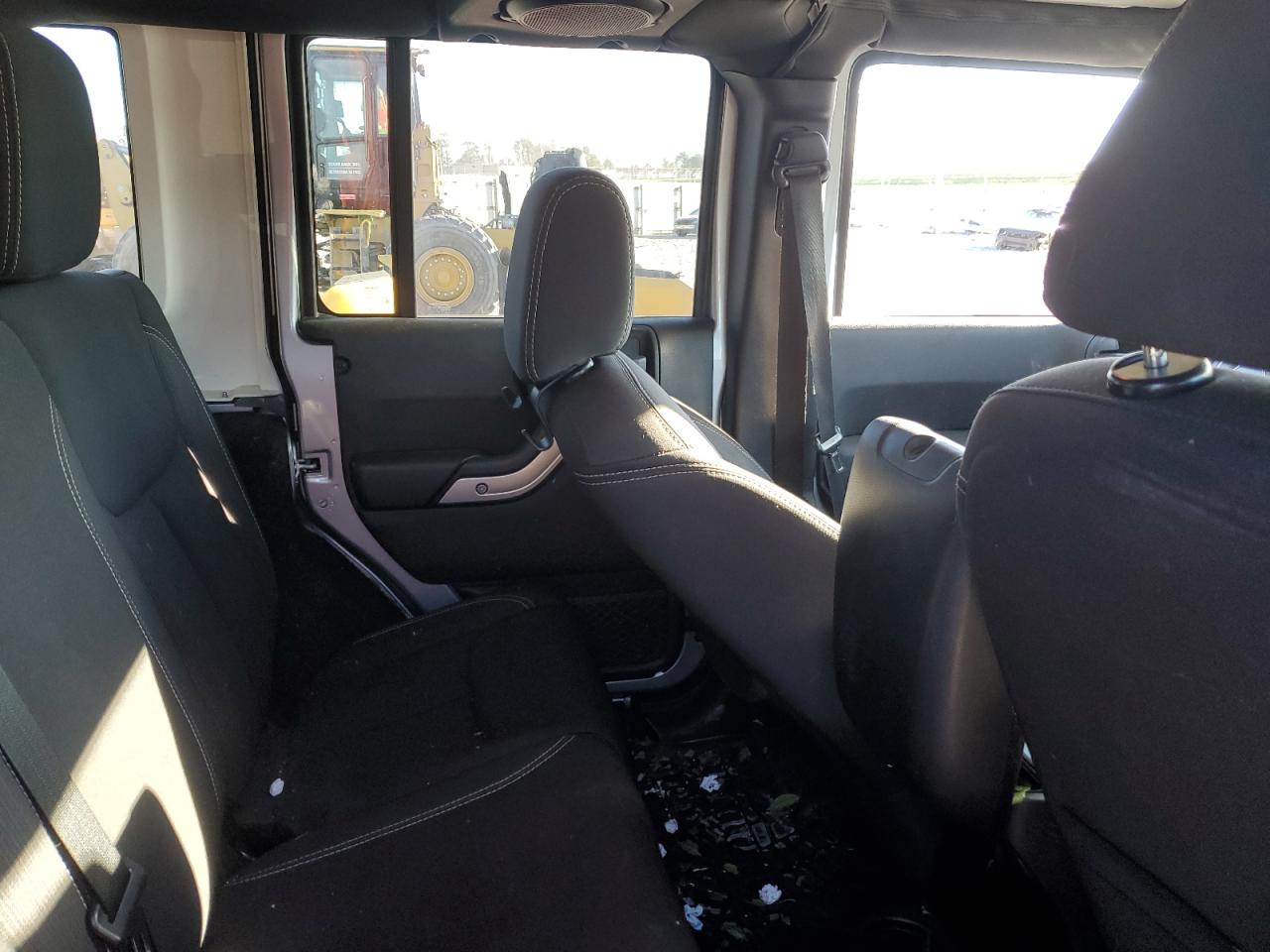 2013 Jeep Wrangler - Image 10