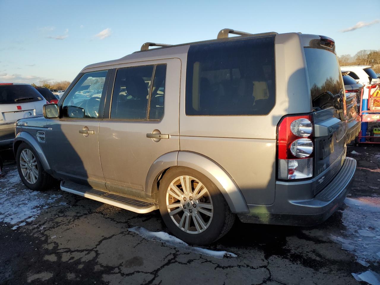 2012 Land Rover LR4 - Image 2