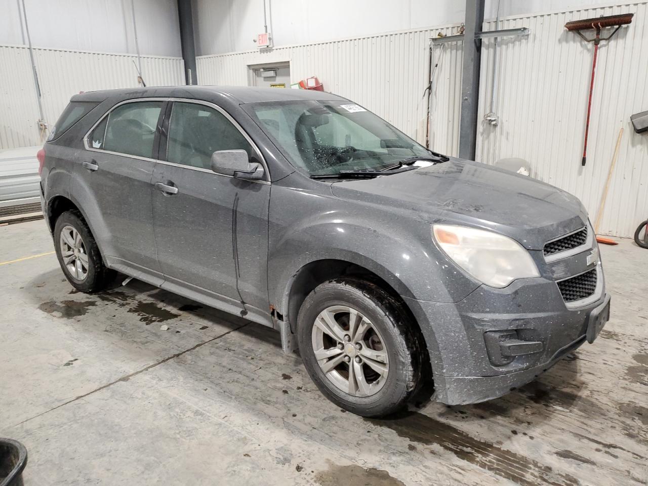 2010 Chevrolet Equinox - Image 4