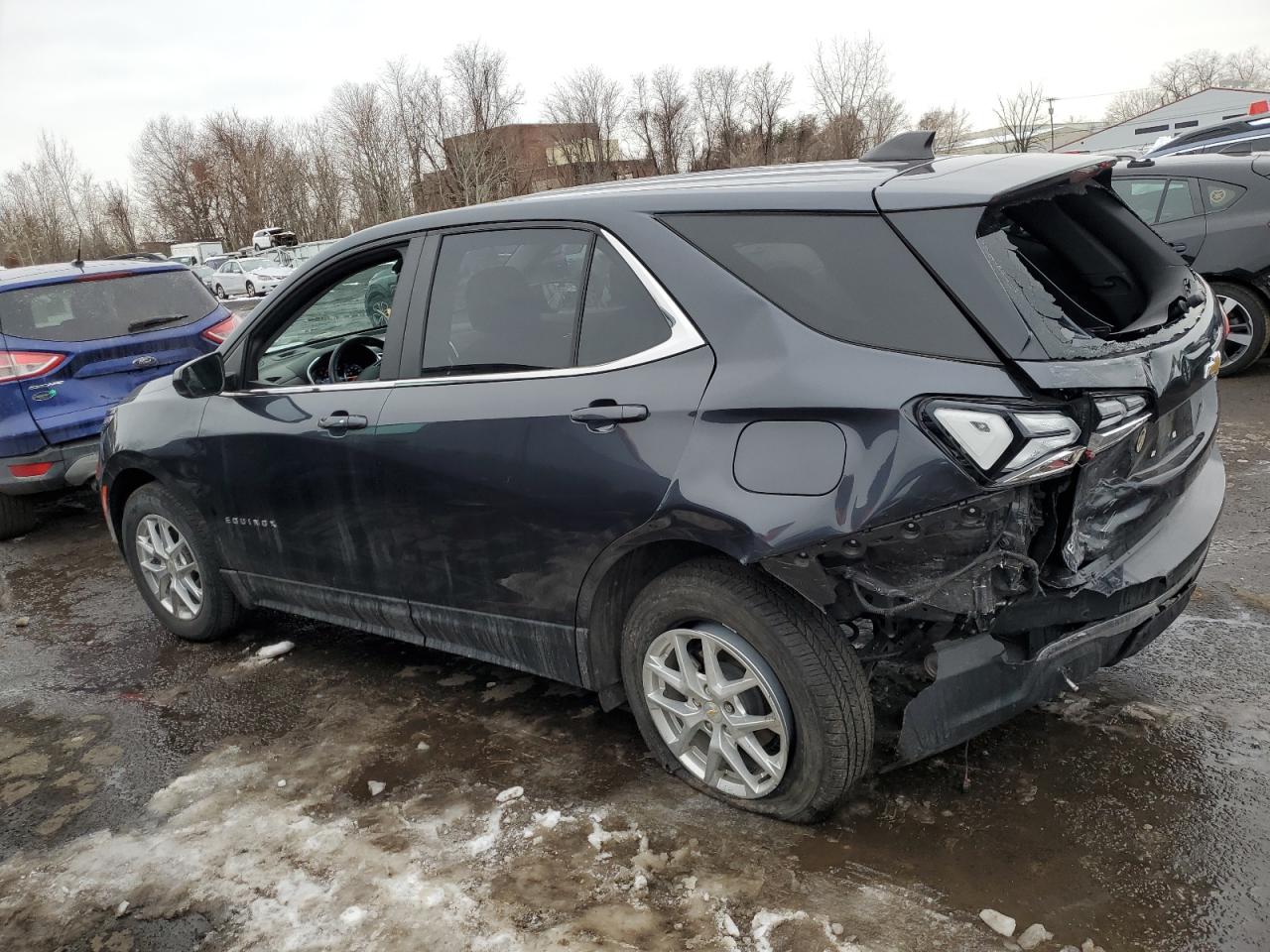 2022 Chevrolet Equinox - Image 2