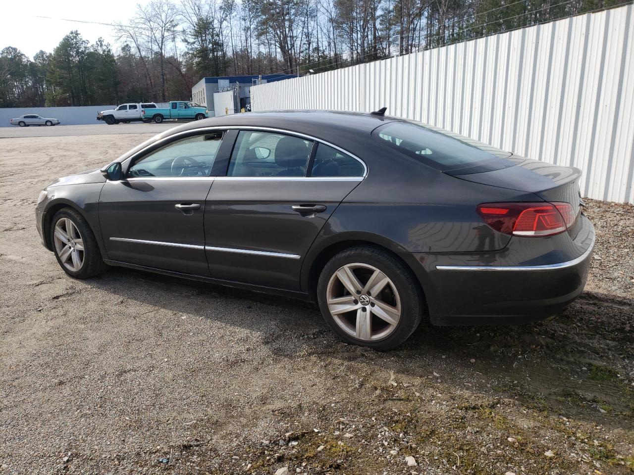 2016 Volkswagen Passat CC - Image 2