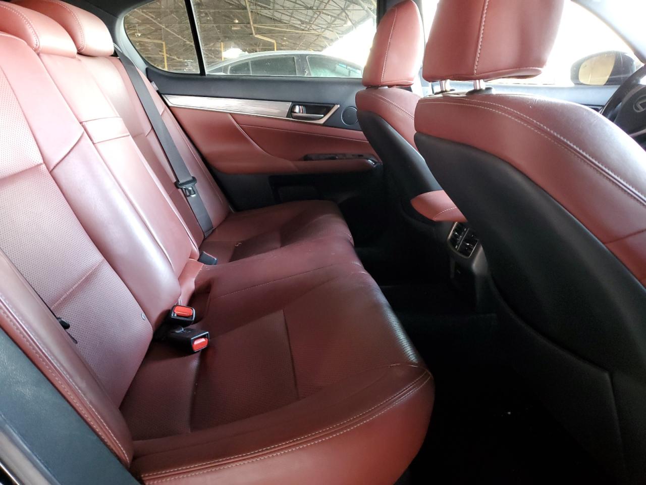 2015 Lexus GS - Image 10