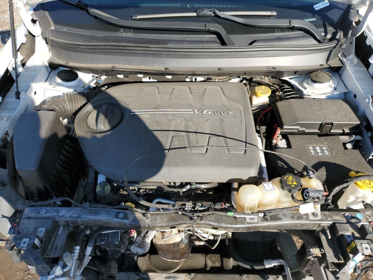 2019 Jeep Grand Cherokee - Image 13