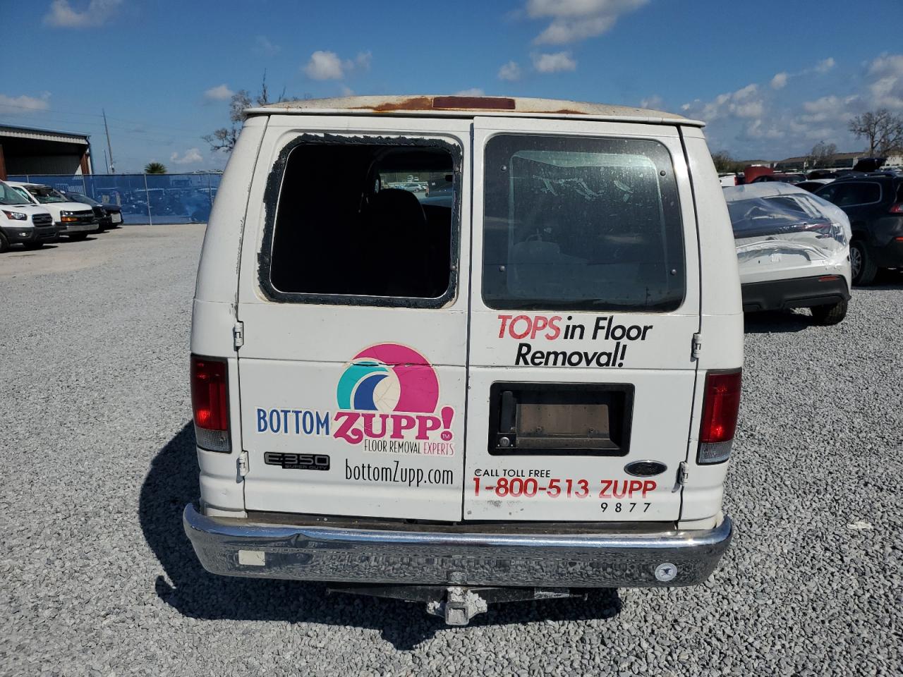 2005 Ford Econoline - Image 6