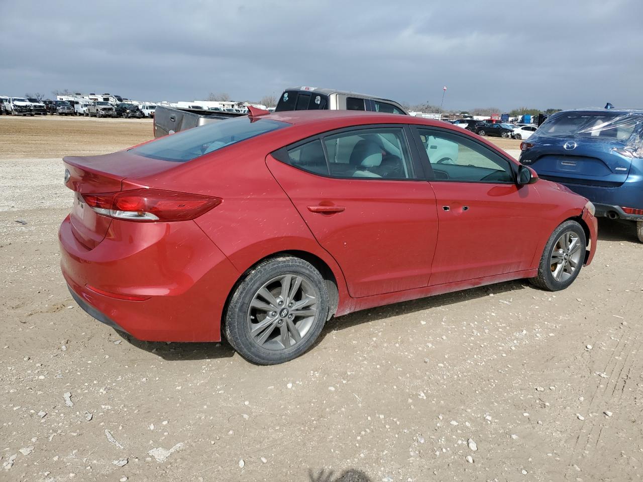 2017 Hyundai Elantra - Image 3