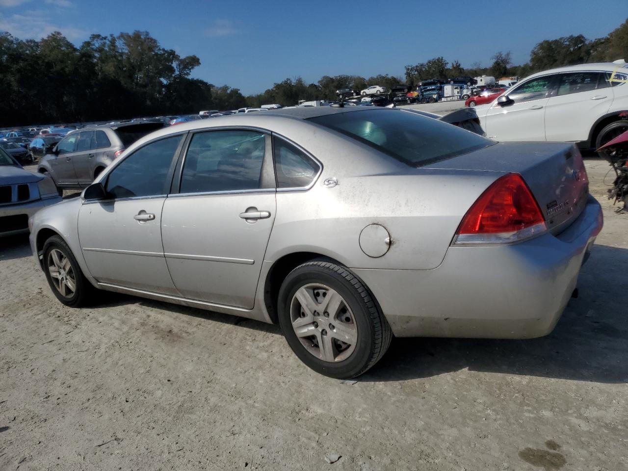 2006 Chevrolet Impala - Image 2