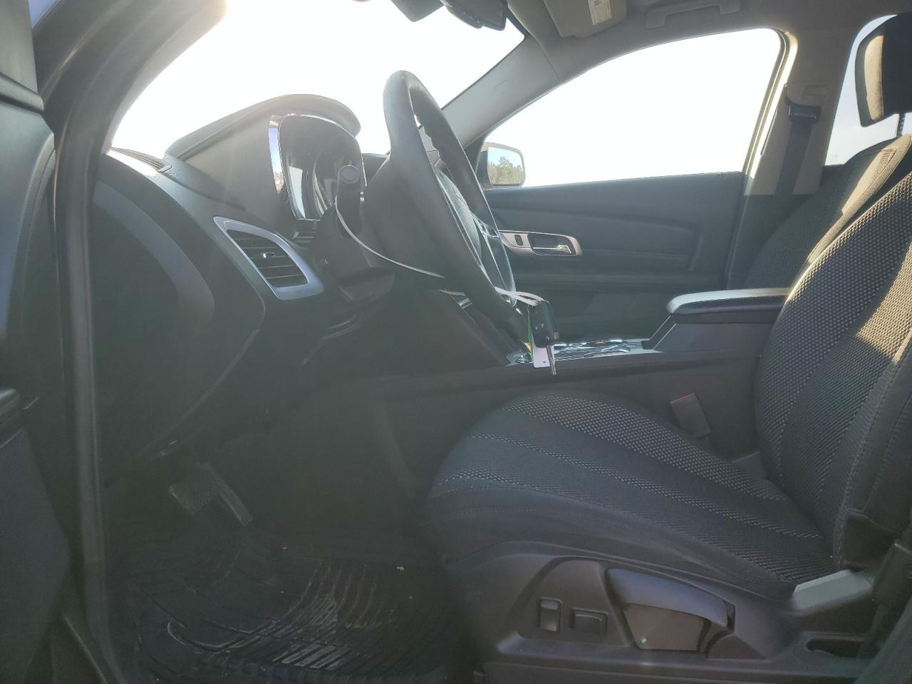 2017 GMC Terrain - Image 7