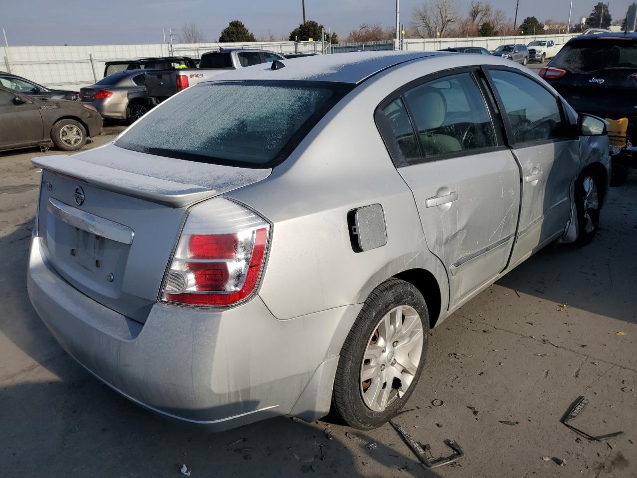 2012 Nissan Sentra - Image 3