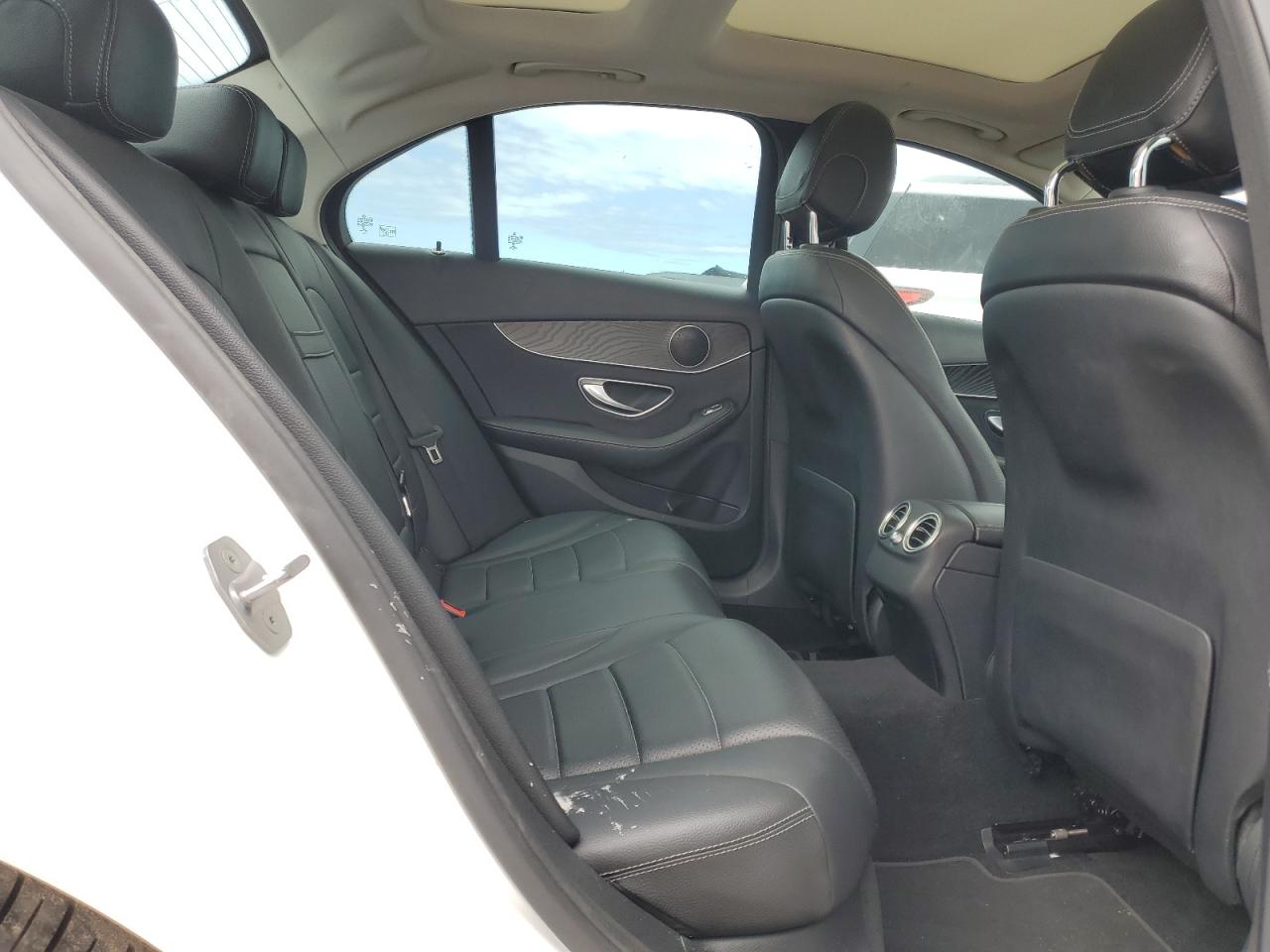 2017 Mercedes-Benz C-klasse - Image 10