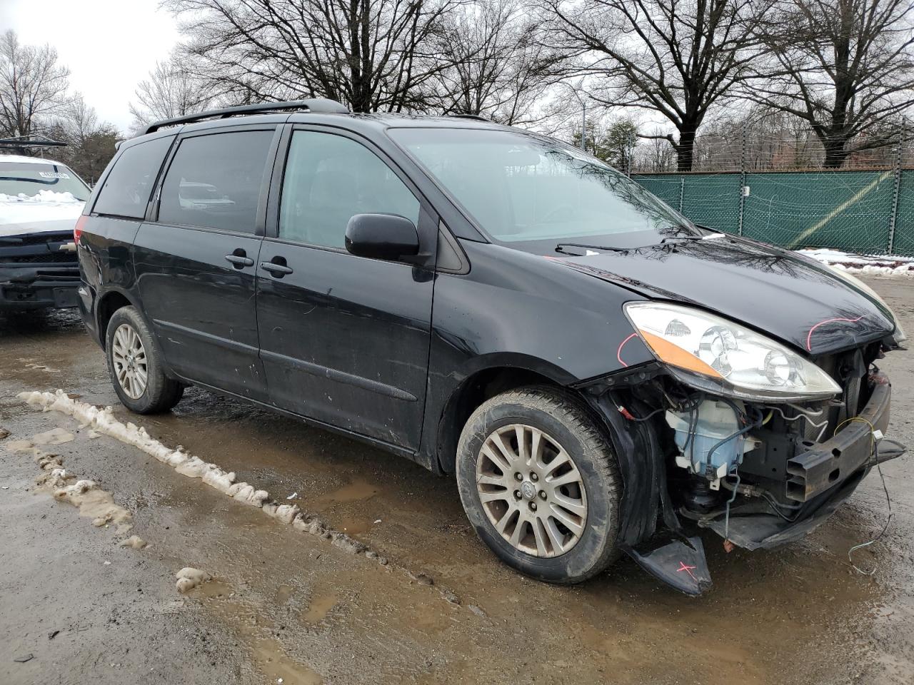 2008 Toyota Sienna - Image 4
