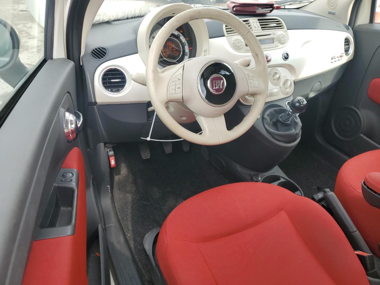 2012 Fiat 500 - Image 8