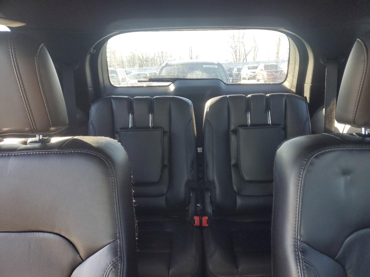 2018 Ford Explorer - Image 10