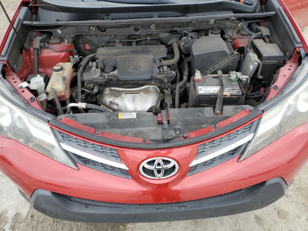 2015 Toyota RAV 4 - Image 12