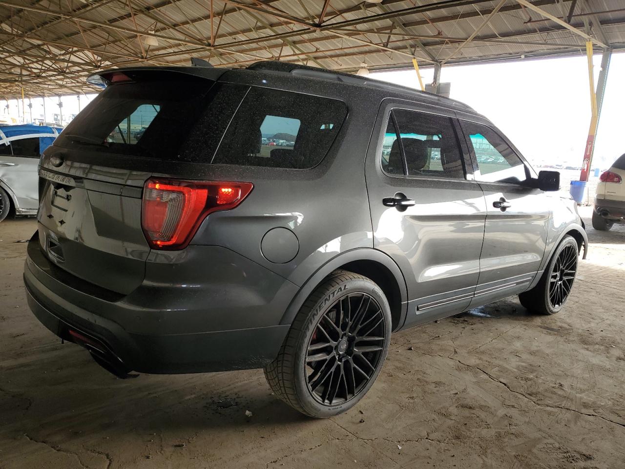 2017 Ford Explorer - Image 3