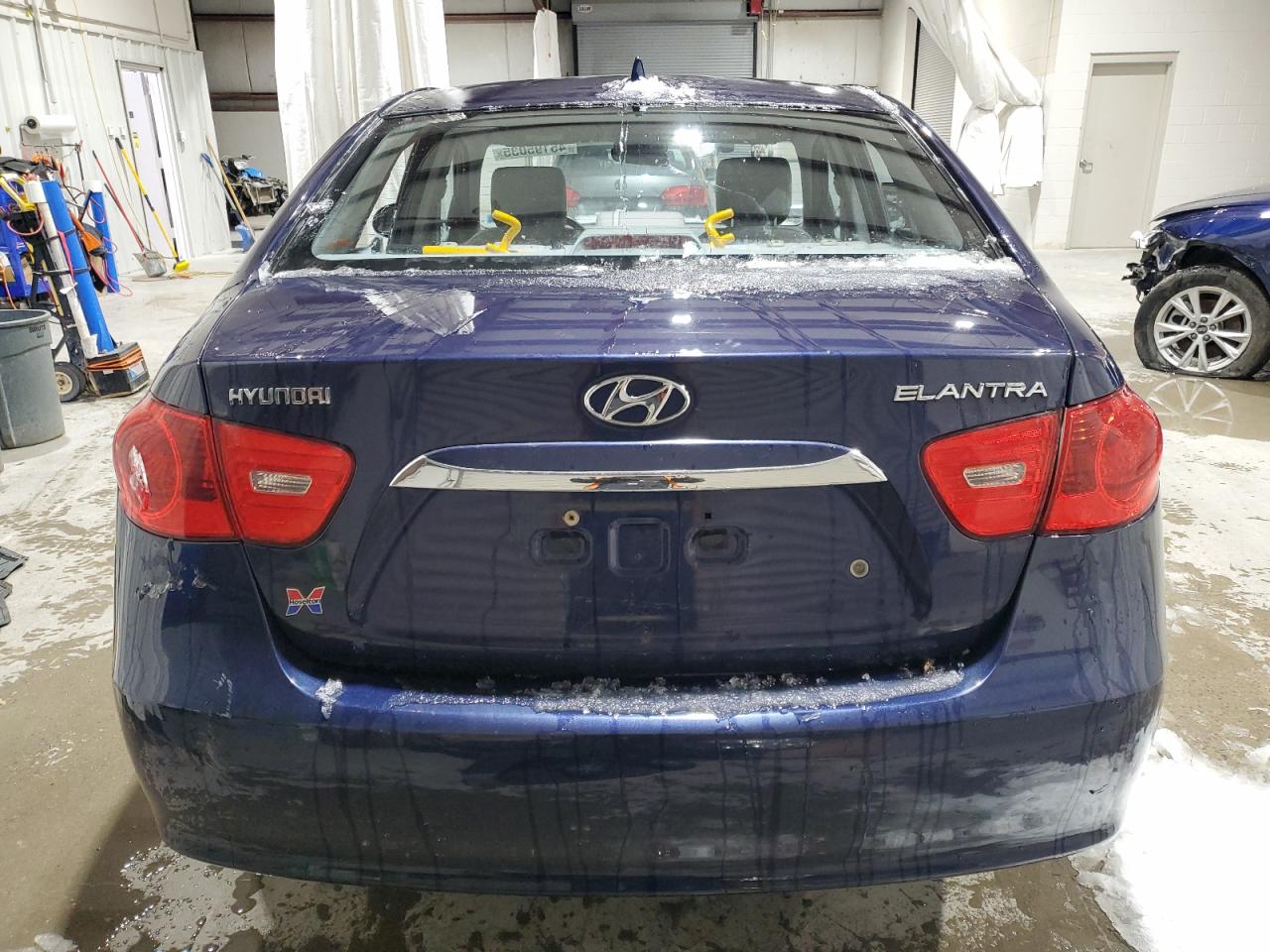 2010 Hyundai Elantra - Image 6