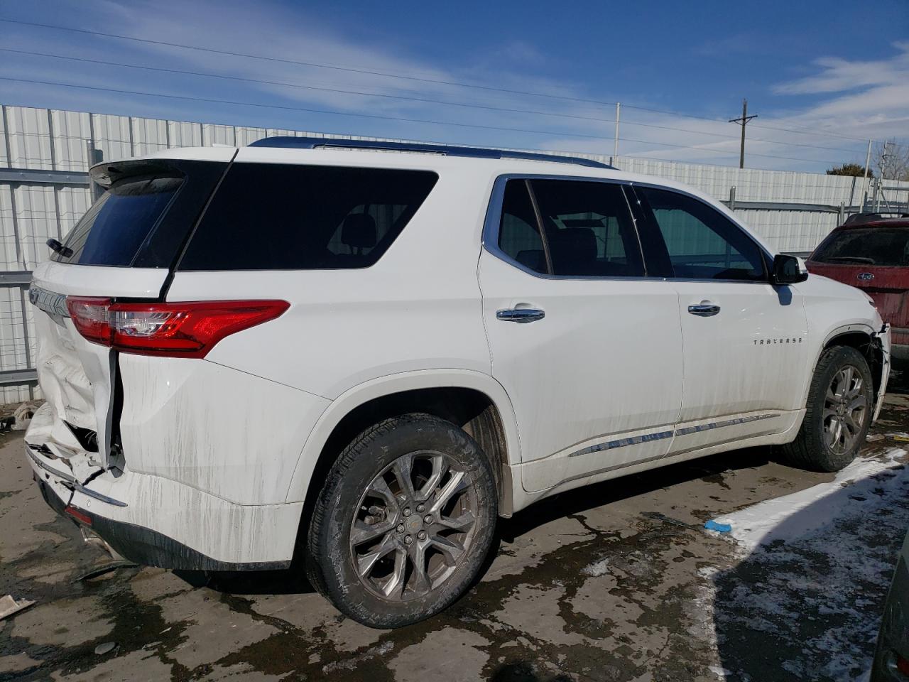 2019 Chevrolet Traverse - Image 3